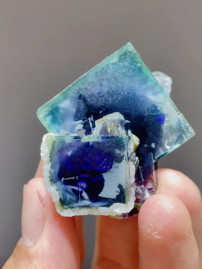Natural Blue Purple Phantom Fluorite comes from Yindu,Inner Mongolia 39*25*40MM - image 4