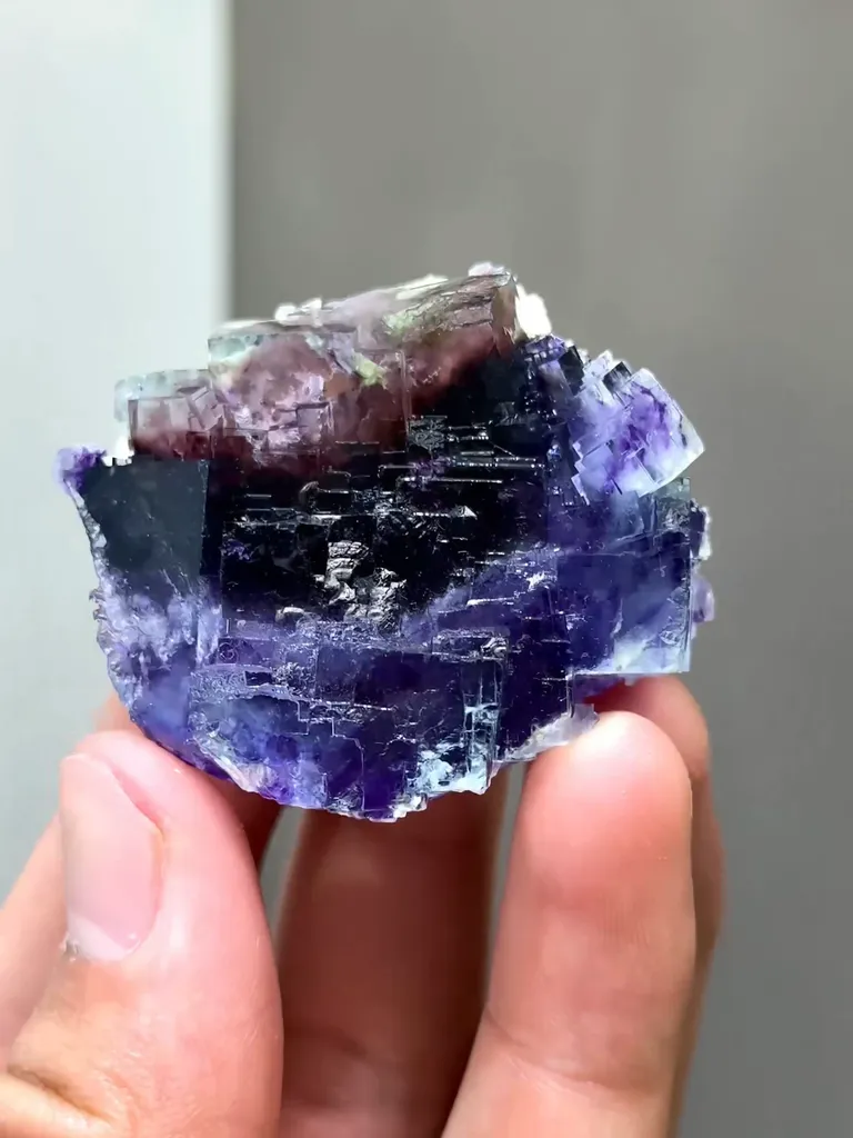 Natural Blue Purple Phantom Fluorite comes from Yindu,Inner Mongolia 45*40*15MM - image 3