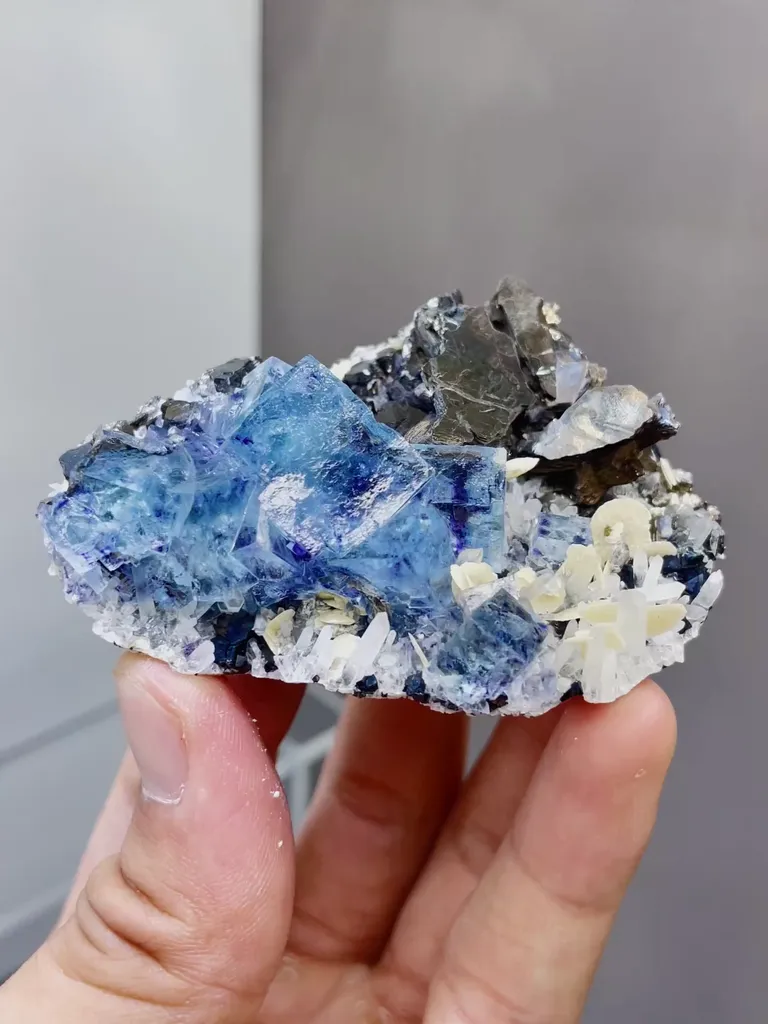 Natural Blue Purple Phantom Fluorite comes from Yindu,Inner Mongolia 70*25*50MM - image 2