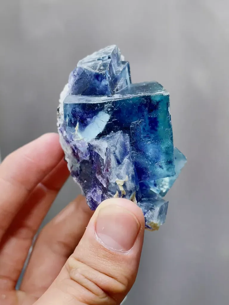 Natural Blue Purple Phantom Fluorite comes from Yindu,Inner Mongolia 70*40*65MM - image 2