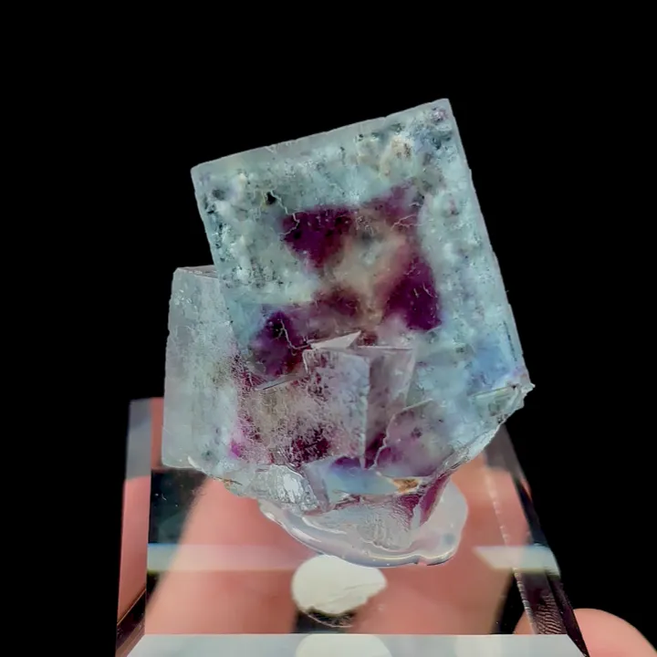 Natural Blue Purple Phantom Fluorite, Mineral Specimen: Yaogangxian,Hunan (30*20*30MM) image
