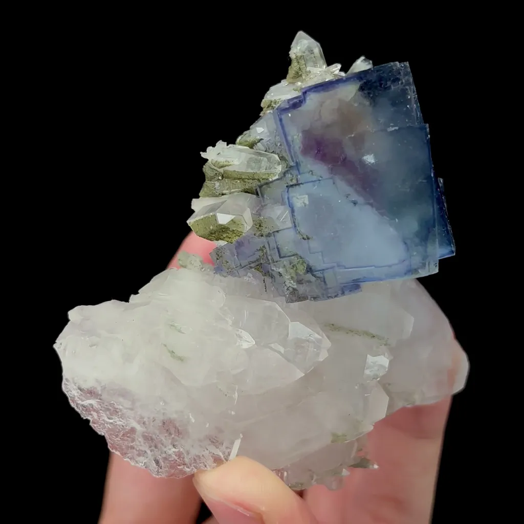 Natural Blue Stepped Fluorite and Quartz Mineral Specimen,High Quality Specimen,YAO GANG XIAN,HUNAN,CHINA(77*64*53mm) - image 2