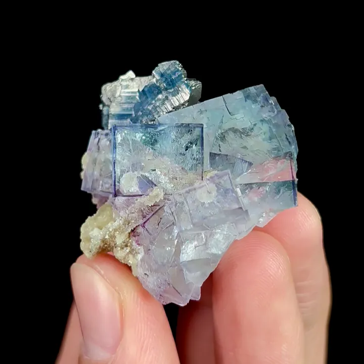 Natural Blue Transparent Cubic Fluorite and Arsenopyrite, Mineral Specimen:Yaogangxian,Hunan (30*35*35MM) image