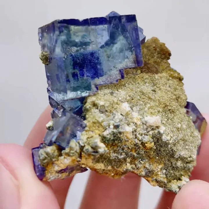 Natural Blue Transparent Cubic Fluorite, Mineral Specimen: Yaogangxian,Hunan (45*45*20mm) - image 3