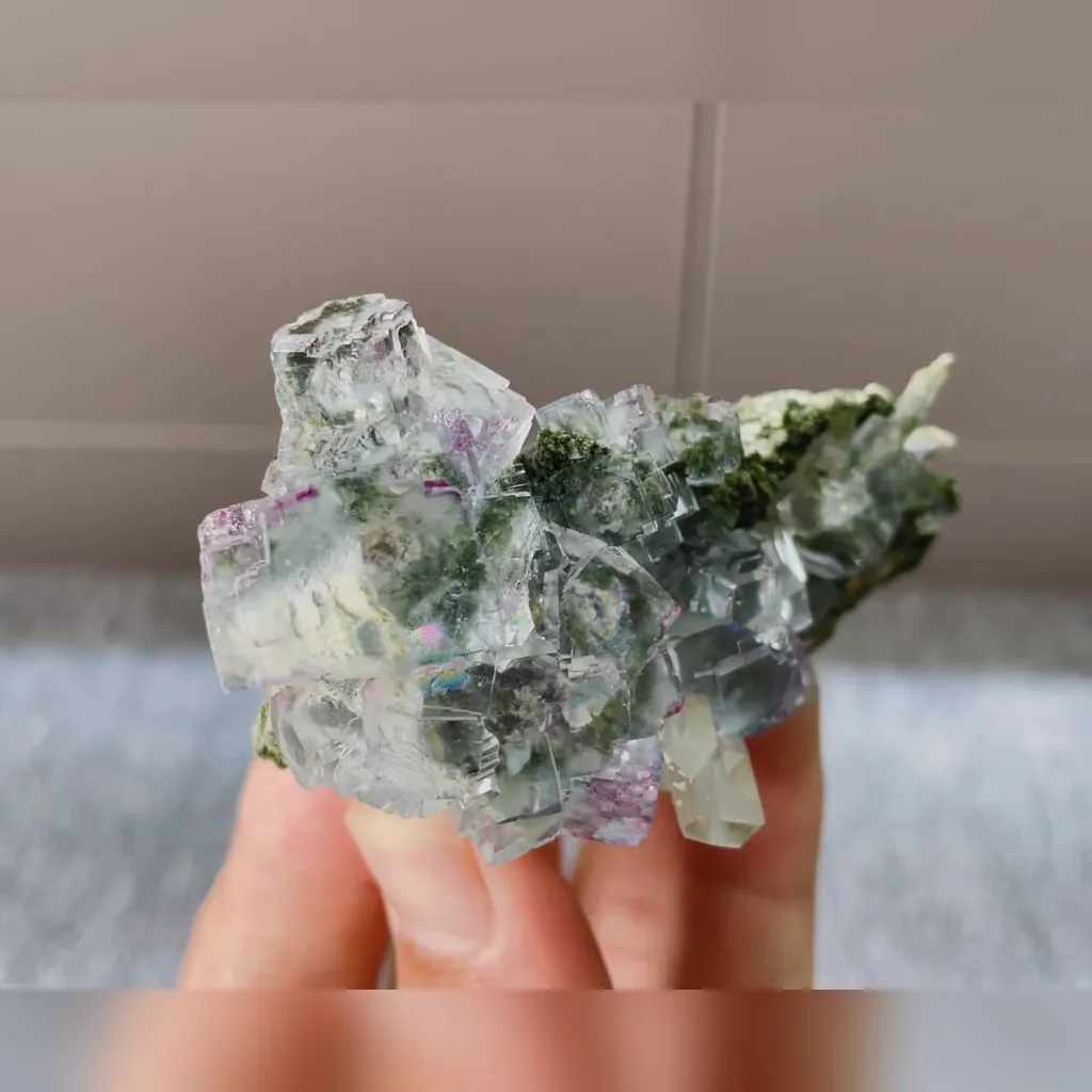 Natural Blue Transparent Fluorite and Quartz Symbiosis comes from Yaogangxian,Hunan 75*40*30MM - image 2