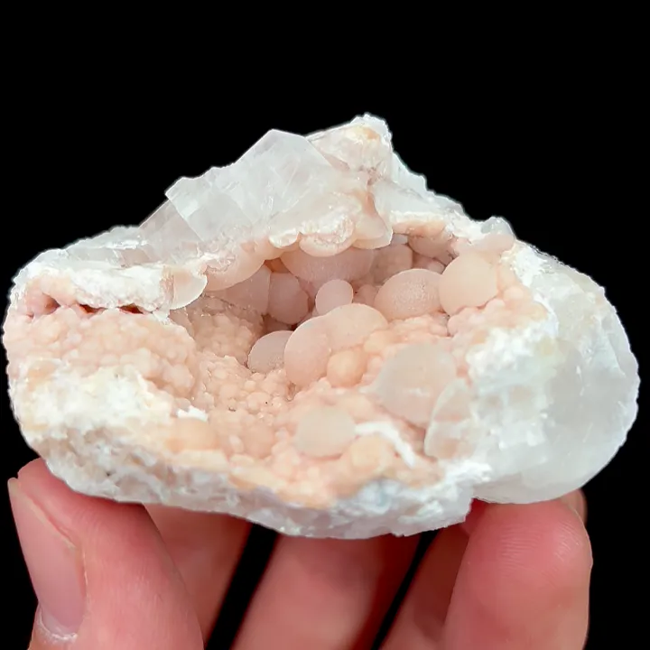 Natural Bustamite, Mineral Specimen: Inner Mongolia,China (60*45*25MM) image