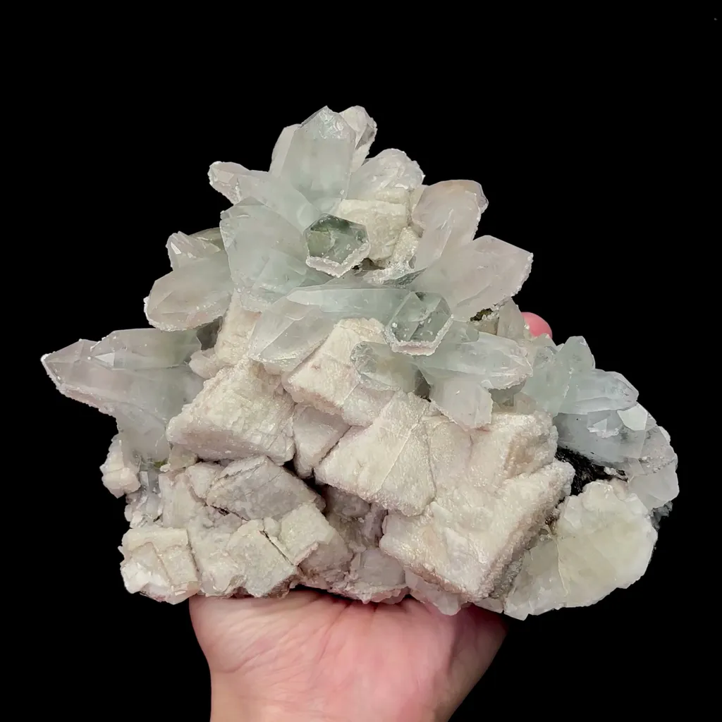 Natural Calcite and Crystal Cluster Mineral Specimen,High Quality Specimen,DAYE,HUBEI,CHINA(180*160*84mm) image
