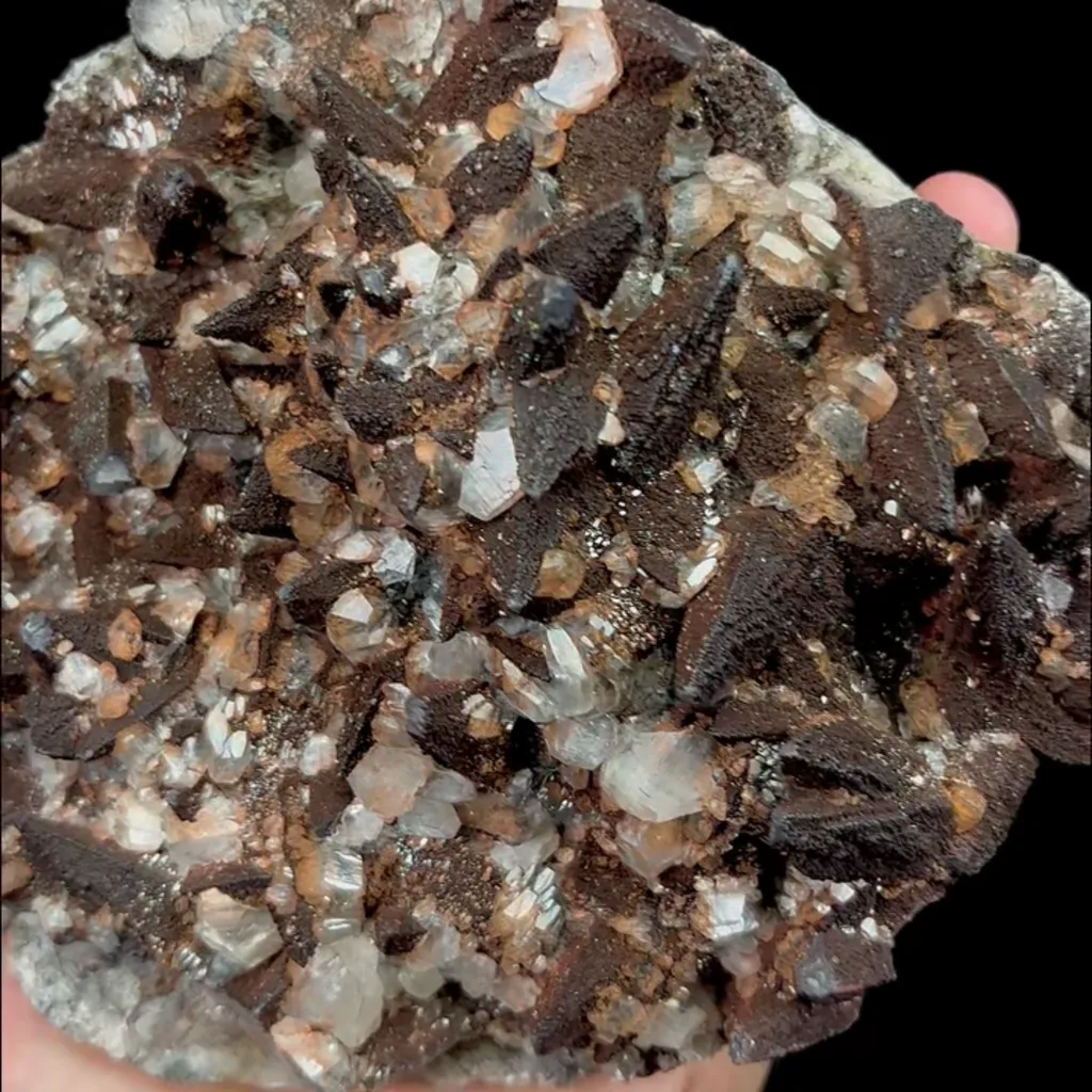 Natural Calcite and Limonite, Mineral Specimen:Daye,Hubei (135*105*55MM) - image 4