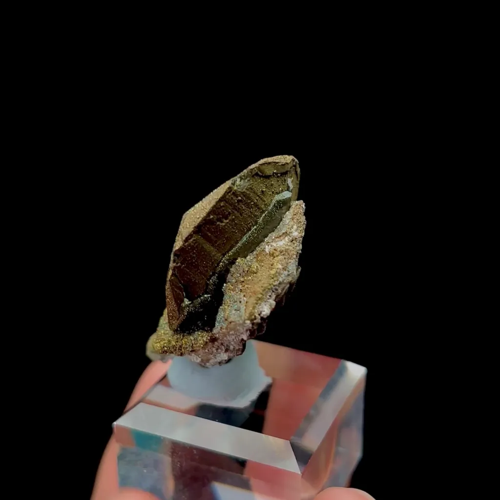 Natural Calcite and Pyrite Mineral Specimen,High Quality Specimen,DAYE,HUBEI,CHINA(44*30*17mm) - image 3