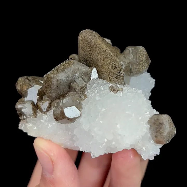 Natural Calcite and Quartz Cluster, Mineral specimen:Daye,Hubei (70*55*45MM) - image 2