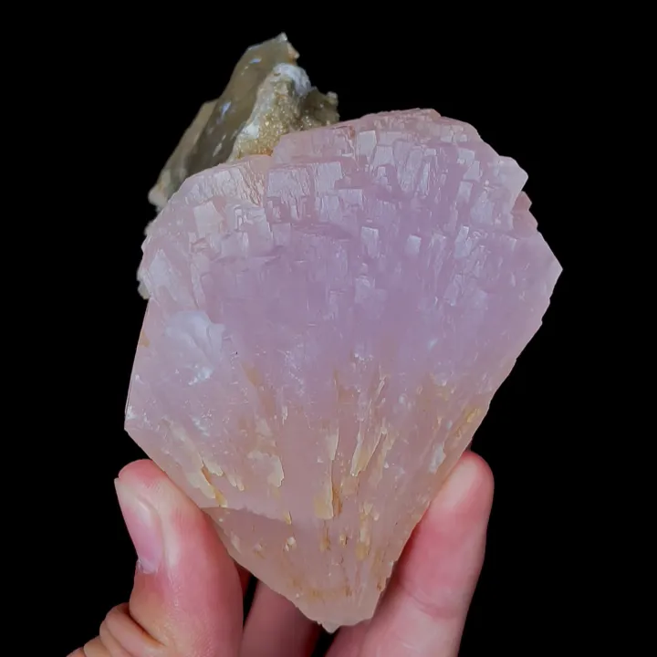 Natural Calcite and Quartz, Mineral Specimen:Huanggangliang,Inner Mongolia (105*80*60MM) - image 3