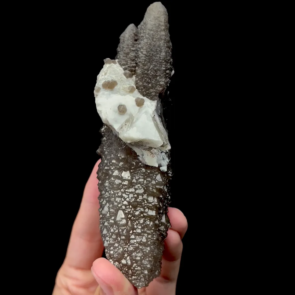Natural Calcite and Quartz Symbiosis Mineral Specimen,High Quality Specimen,DAYE,HUBEI,CHINA(45*130*35mm) image