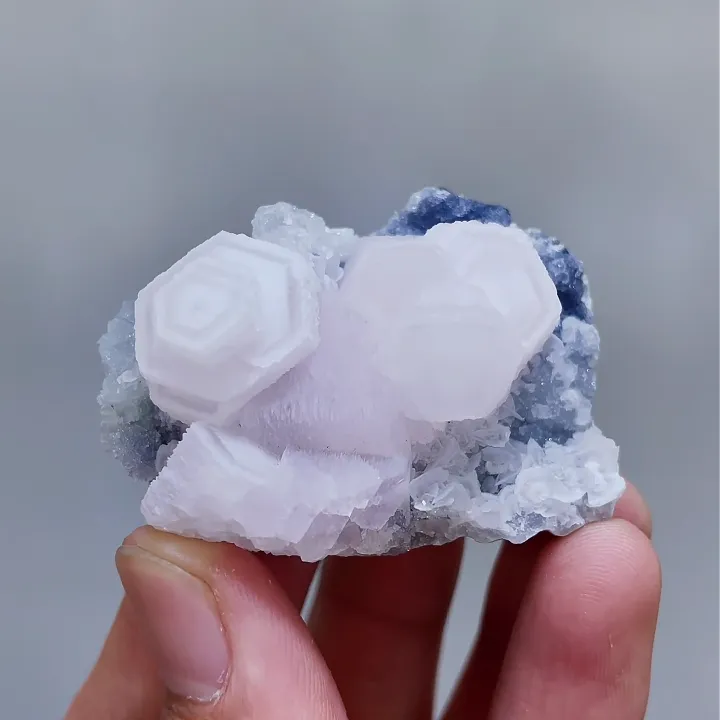 Natural Calcite comes from Fujian,China 50*35*25MM - image 4
