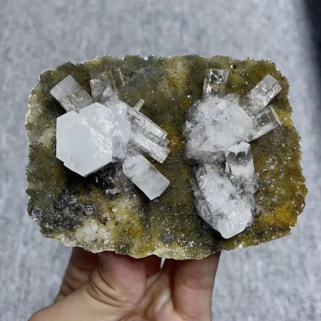 Natural Calcite comes from Fujian,China 95*75*35MM image