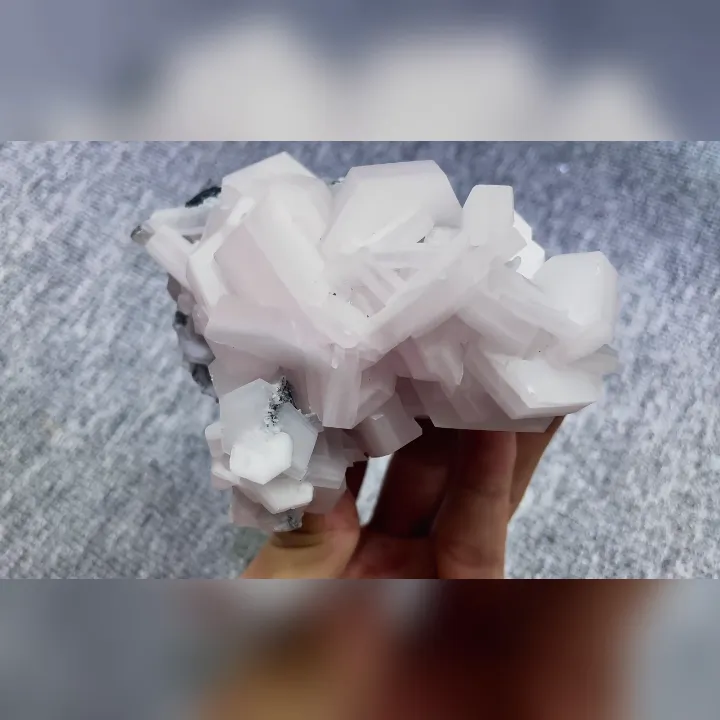 Natural Calcite, Mineral Specimen: Fujian,China (115*80*75mm) image
