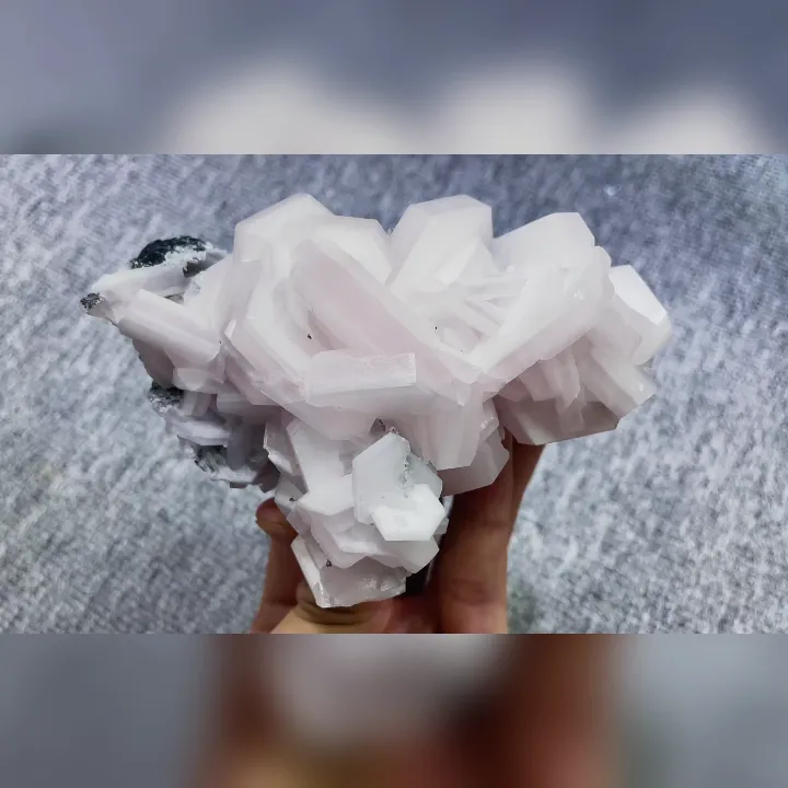 Natural Calcite, Mineral Specimen: Fujian,China (115*80*75mm) - image 7