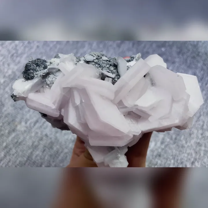 Natural Calcite, Mineral Specimen: Fujian,China (115*80*75mm) - image 3