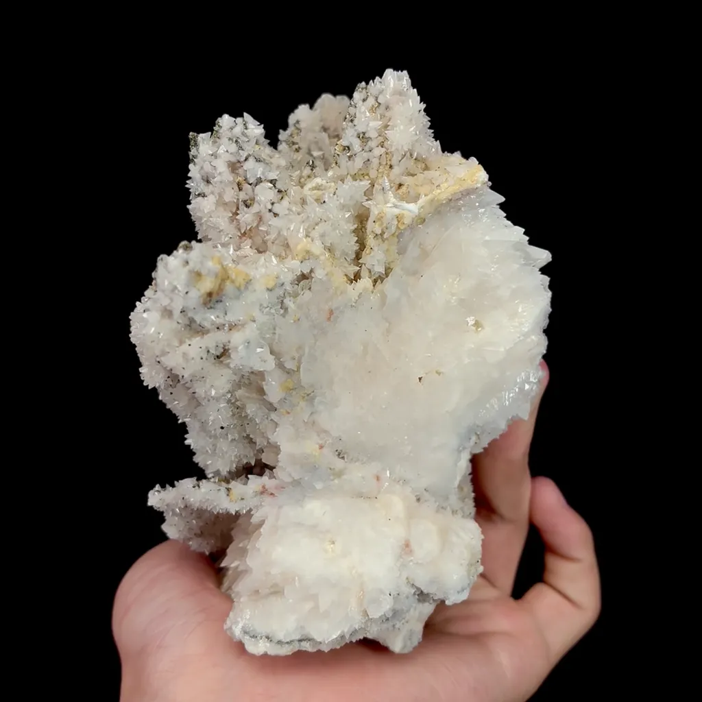 Natural Calcite, Mineral Specimen:Daye,Hubei (95*125*75MM) - image 4