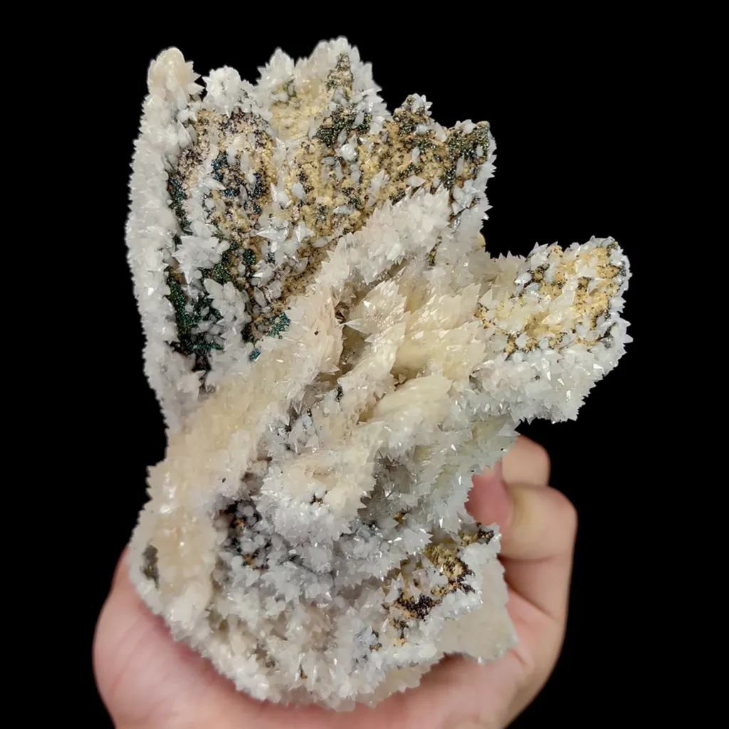 Natural Calcite, Mineral Specimen:Daye,Hubei (95*125*75MM) - image 2