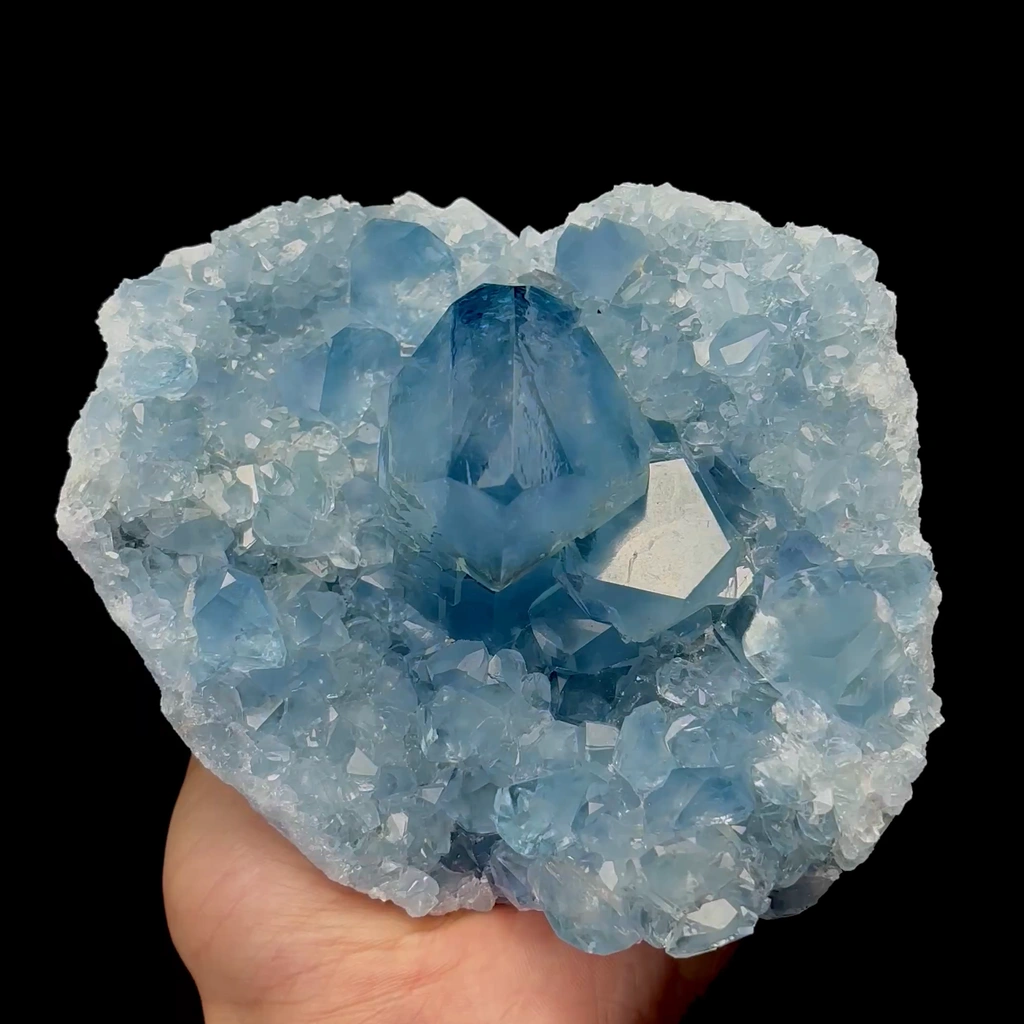 Natural Celestite Mineral Specimen,High Quality Specimen,MADAGASCAR(140*123*80mm) image