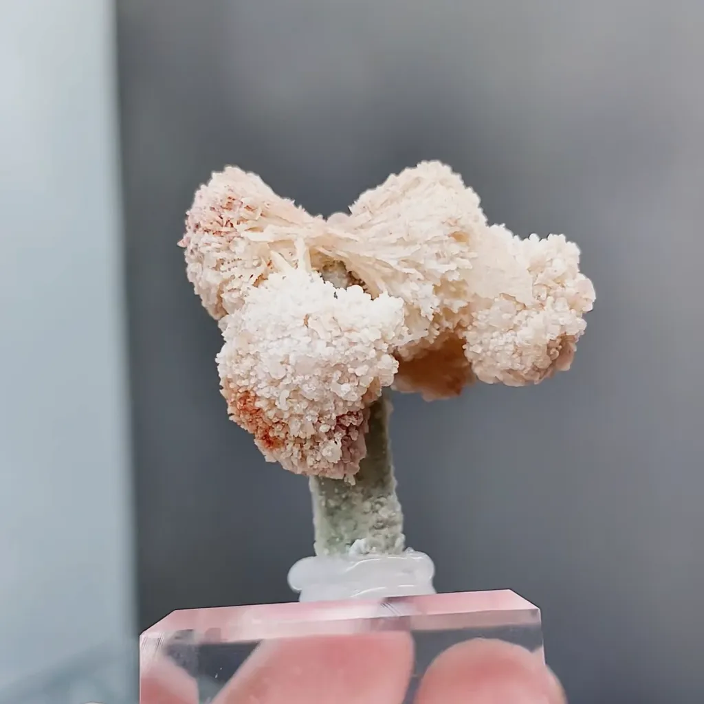 Natural Cherry Calcite comes from Inner Mongolia,China 30*25*35MM image