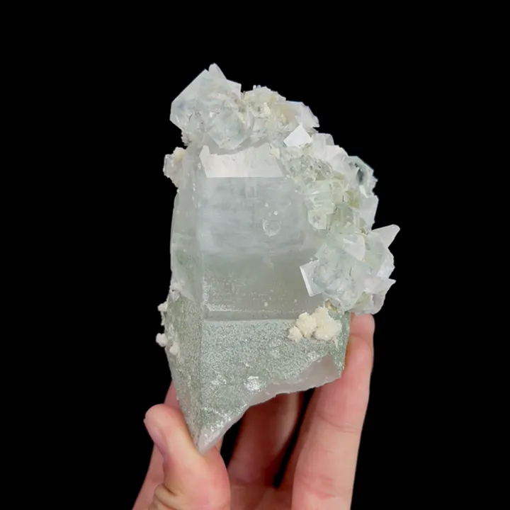 Natural Clear Quartz and Green Cube Fluorite, Mineral Specimen:Yaogangxian,Hunan (65*110*40MM) image