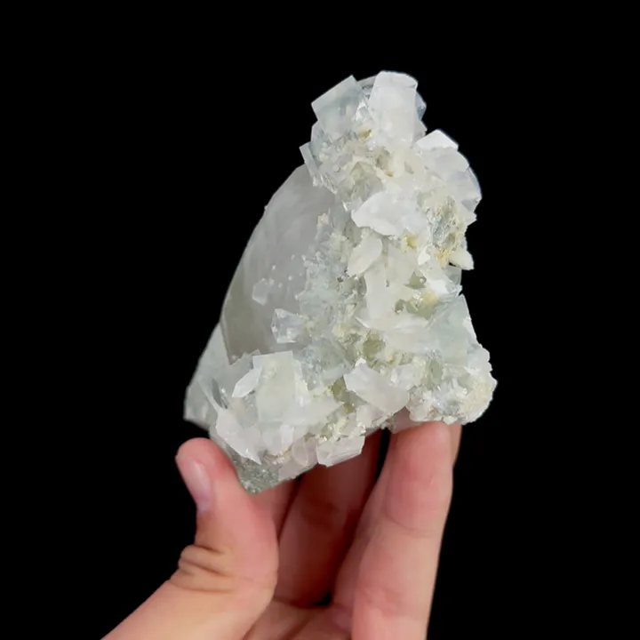 Natural Clear Quartz and Green Cube Fluorite, Mineral Specimen:Yaogangxian,Hunan (65*110*40MM) - image 2