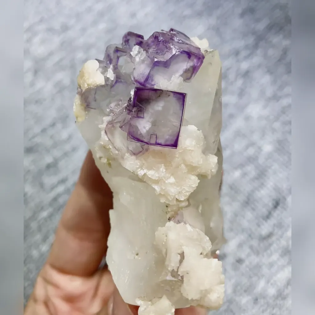 Natural Clear Quartz and Purple Cubic Fluorite Symbiosis comes from Yaogangxian,Hunan 60*75*40MM - image 3