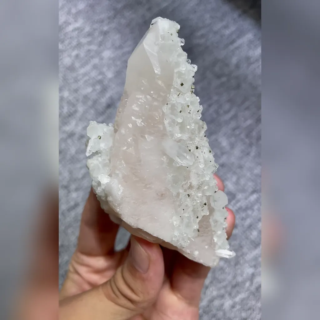 Natural Clear Quartz and Pyrite and Calcite Symbiosis comes from Hunan,China 60*95*40MM - image 4
