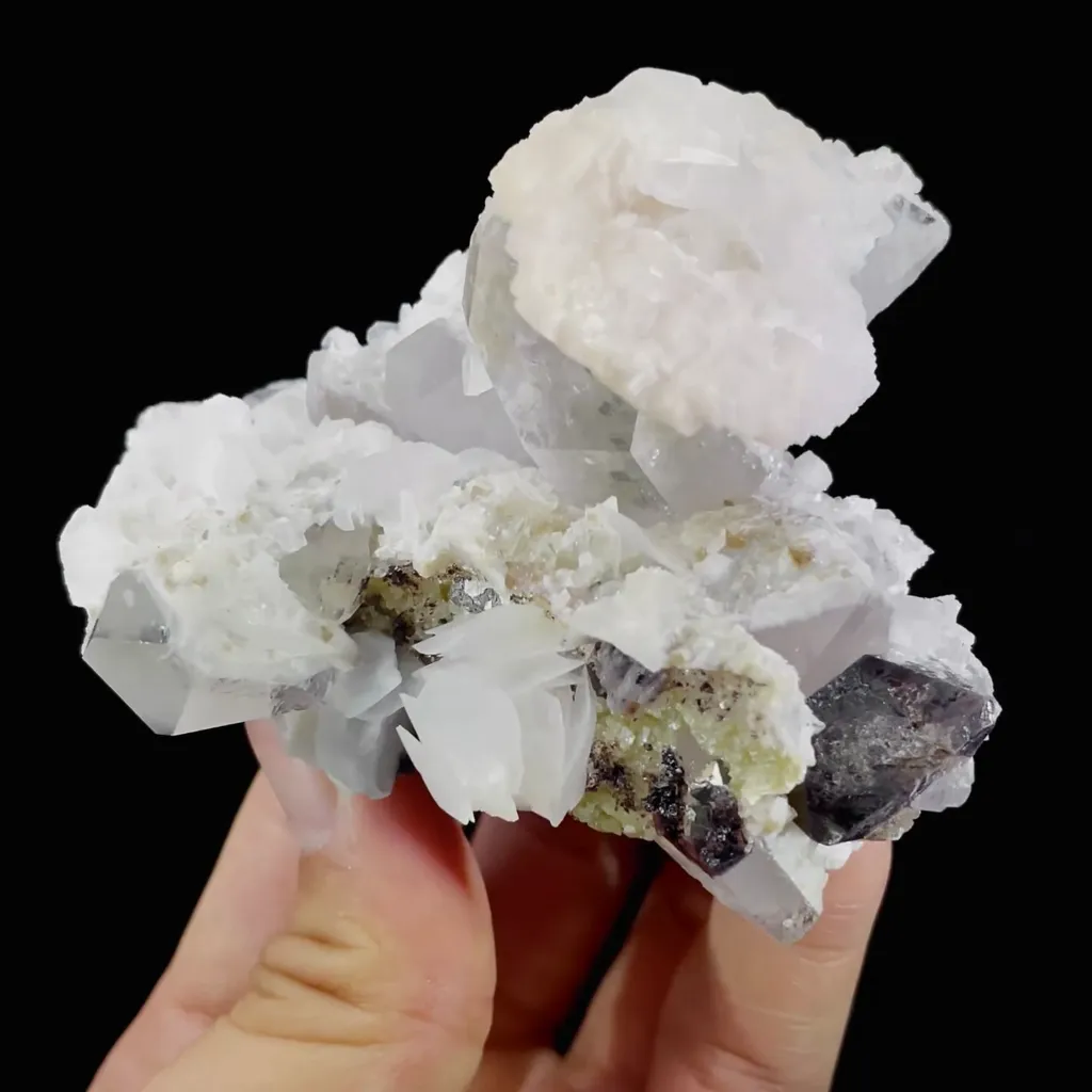 Natural Clear Quartz and Scheelite and Calcite Symbiosis comes from Yaogangxian,Hunan 90*45*65MM - image 4