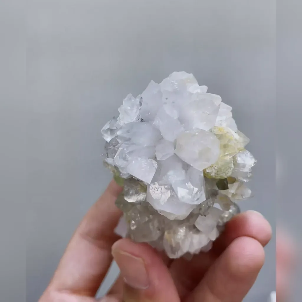 Natural Clear Quartz Cluster and Prehnite Symbiosis comes from Yunnan,China 55*70*45MM - image 4