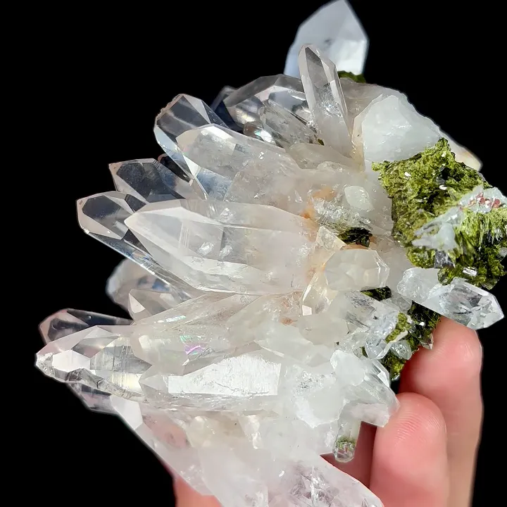 Natural Clear Quartz Cluster with Epidote, Mineral Specimen:Meigu,Sichuan (70*95*50MM) image