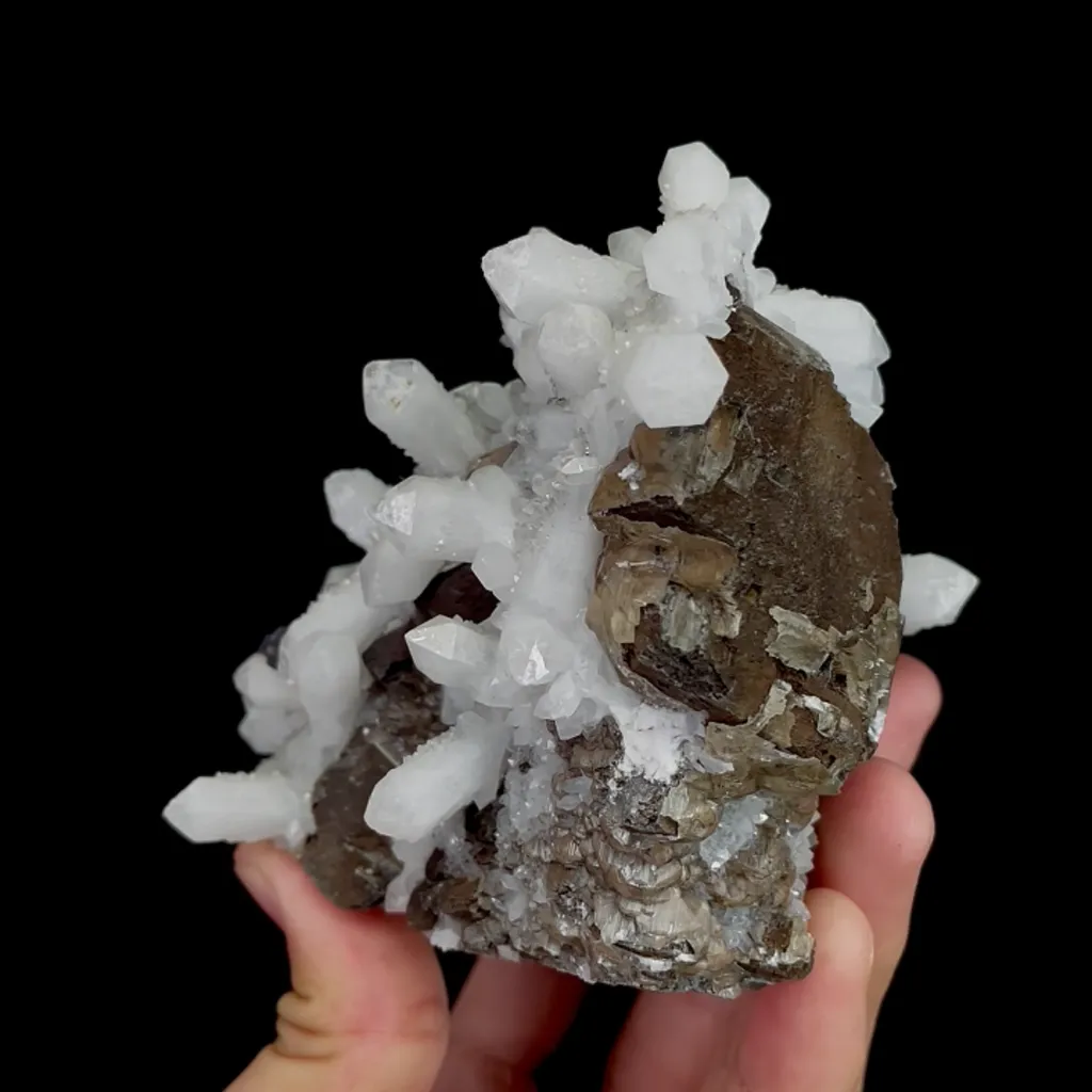 Natural Clear Quartz Clusters and Calcite, Mineral Specimen: Inner Mongolia,China (100*85*90MM) image