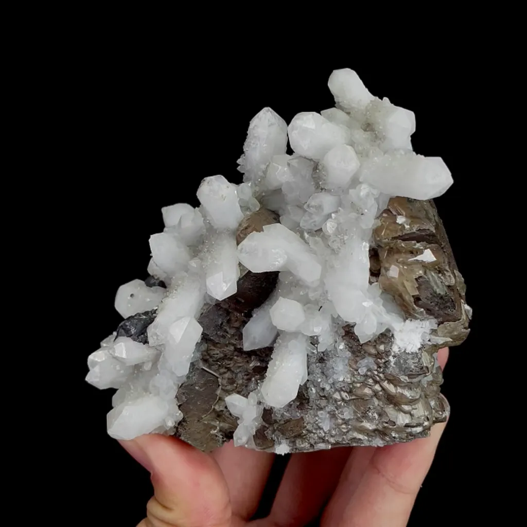 Natural Clear Quartz Clusters and Calcite, Mineral Specimen: Inner Mongolia,China (100*85*90MM) - image 6