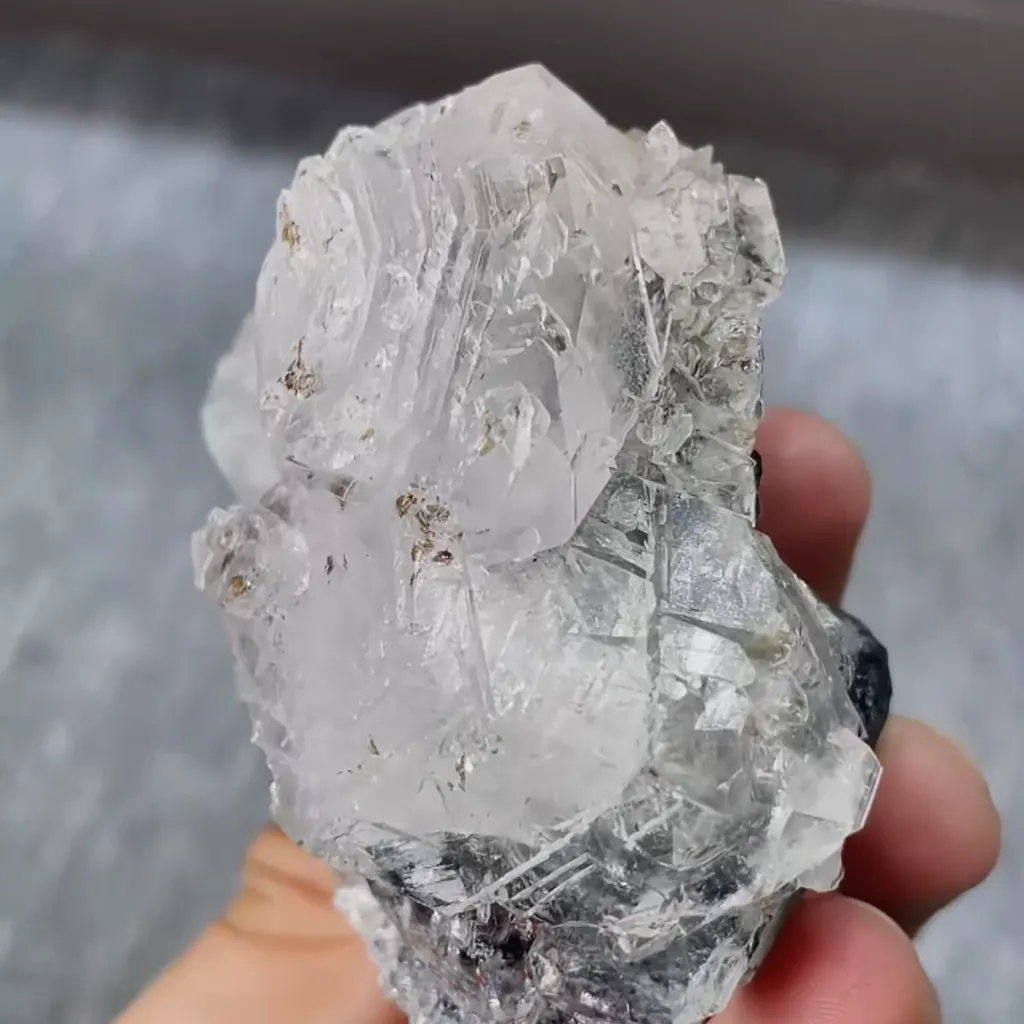 Natural Clear Quartz comes from Inner Mongolia，China 80*55*45MM - image 4