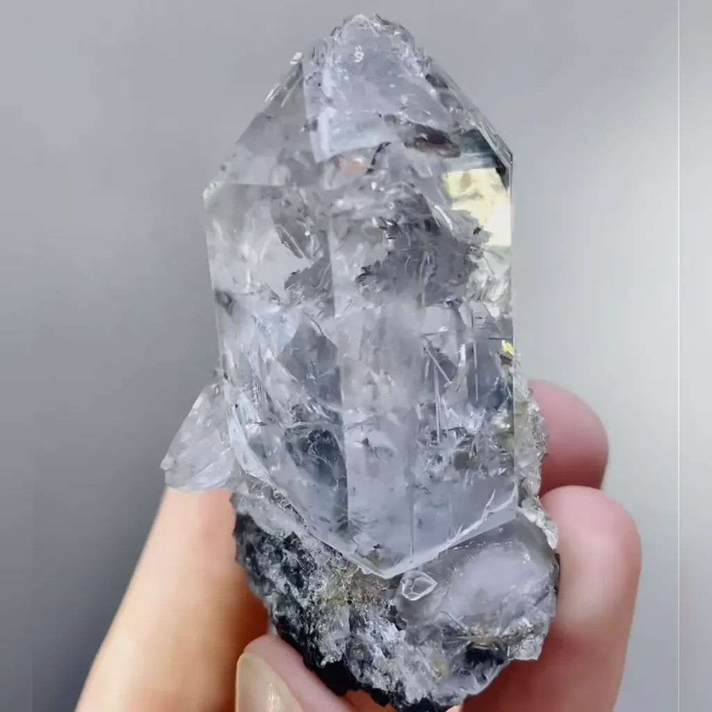 Natural Clear Quartz Tower comes from Jinlong,Guangdong 40*60*35MM - image 4