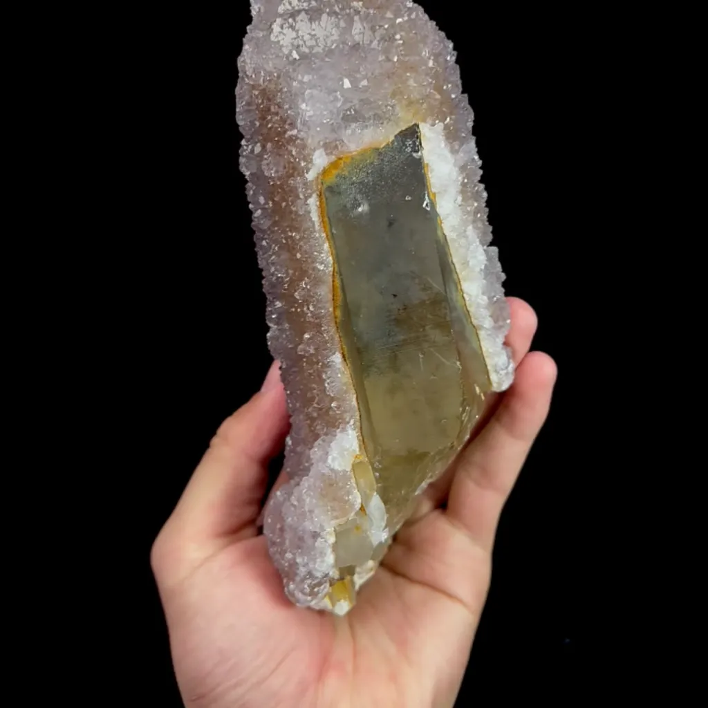 Natural Clear Quartz Tower, Mineral Specimen:Yaogangxian,Hunan (70*190*65MM) - image 3