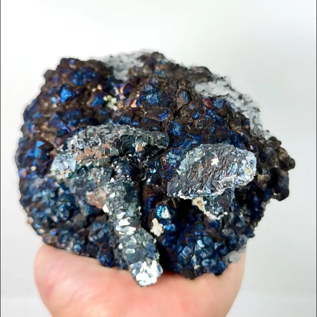 Natural Colored Arsenopyrite and Magnetite, Mineral Specimen:Yaogangxian,Hunan (130*115*70MM) - image 4