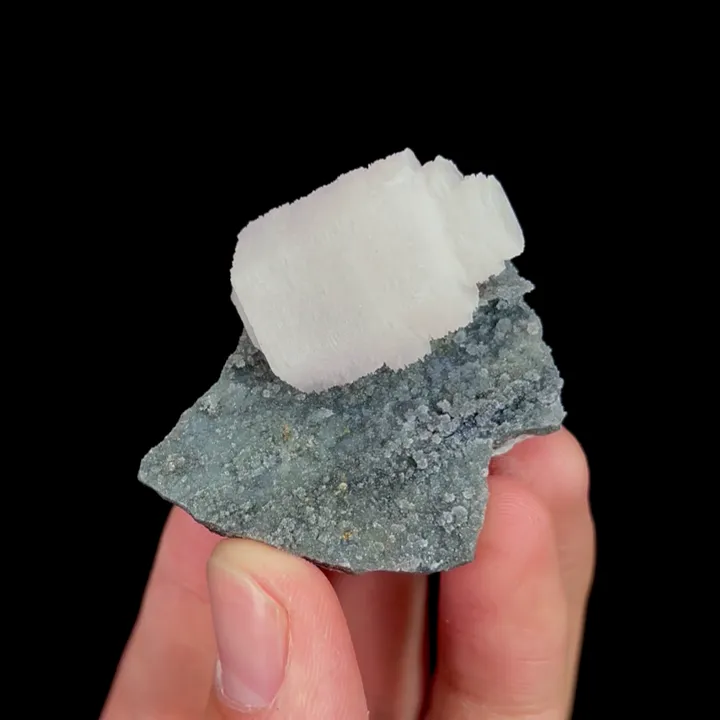 Natural Copper Coin Calcite, Mineral Specimen:Fujian,China (50*35*25MM) image