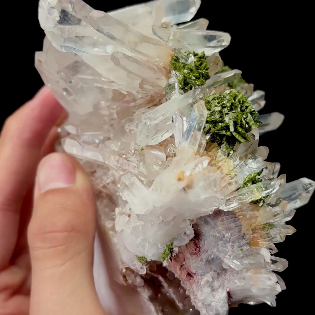 Natural Crystal and Epidote Mineral Specimen,High Quality Specimen,SICHUAN,CHINA(145*115*77mm) - image 3