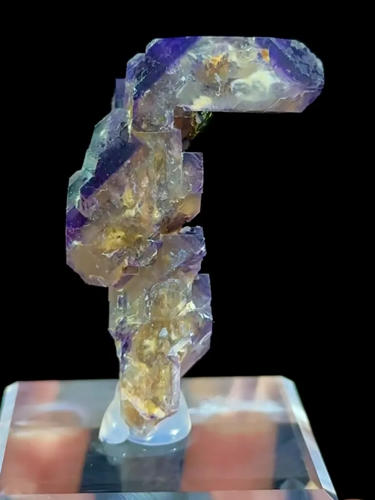 Natural Crystal and Pyrite Coexist comes from Neimenggu 25*35*50MM - image 2