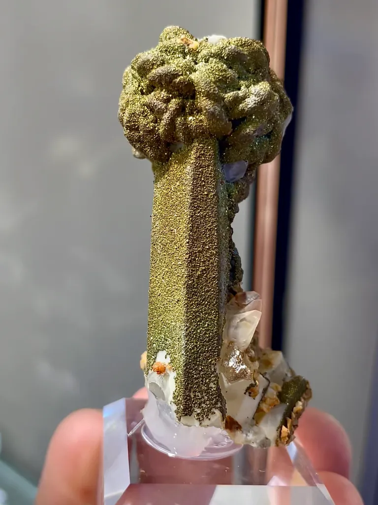 Natural Crystals and Pyrite Coexist comes from Daye,Hubei 20*20*45MM - image 4