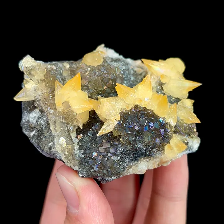 Natural Cubic Fluorite and Calcite, Mineral Specimen:Guizhou,China (65*60*30MM) image