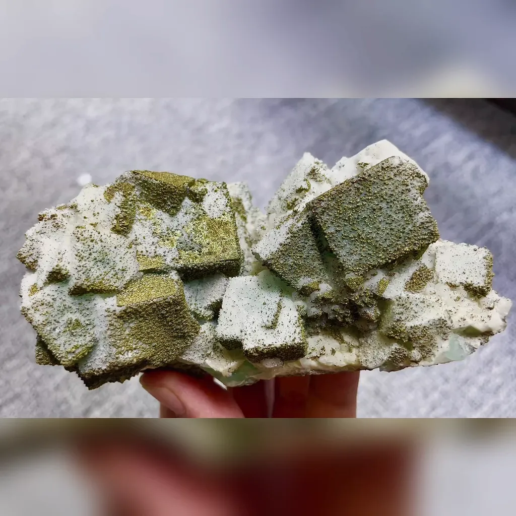 Natural Cubic Fluorite and Pyrite Symbiosis comes from Yaogangxian,Hunan 120*70*50MM image