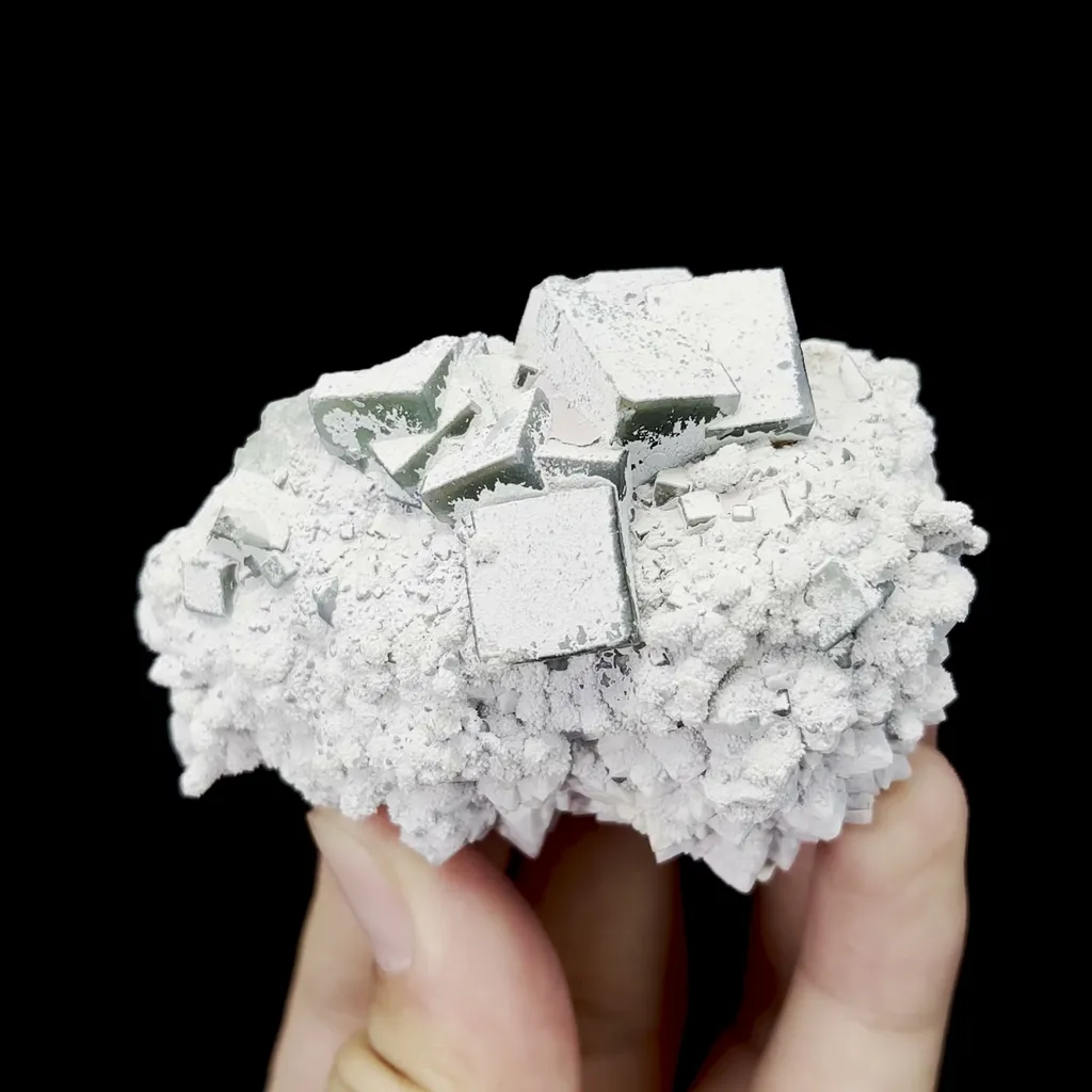 Natural Cubic Fluorite and Quartz Mineral Specimen,High Quality Specimen,INNER MONGOLIA,CHINA(65*50*30mm) - image 2