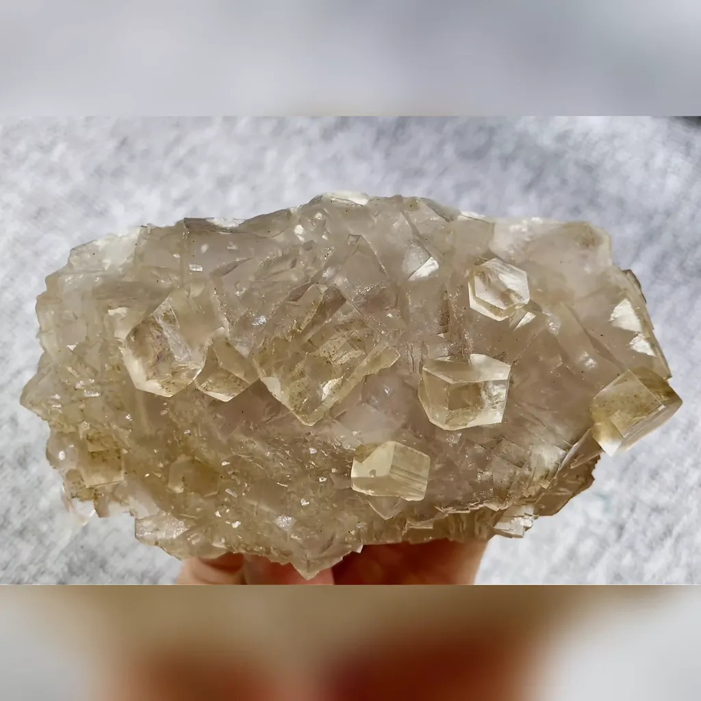 Natural Cubic Fluorite and Transparent Prismatic Calcite comes from Zhejiang,China 115*65*45MM image
