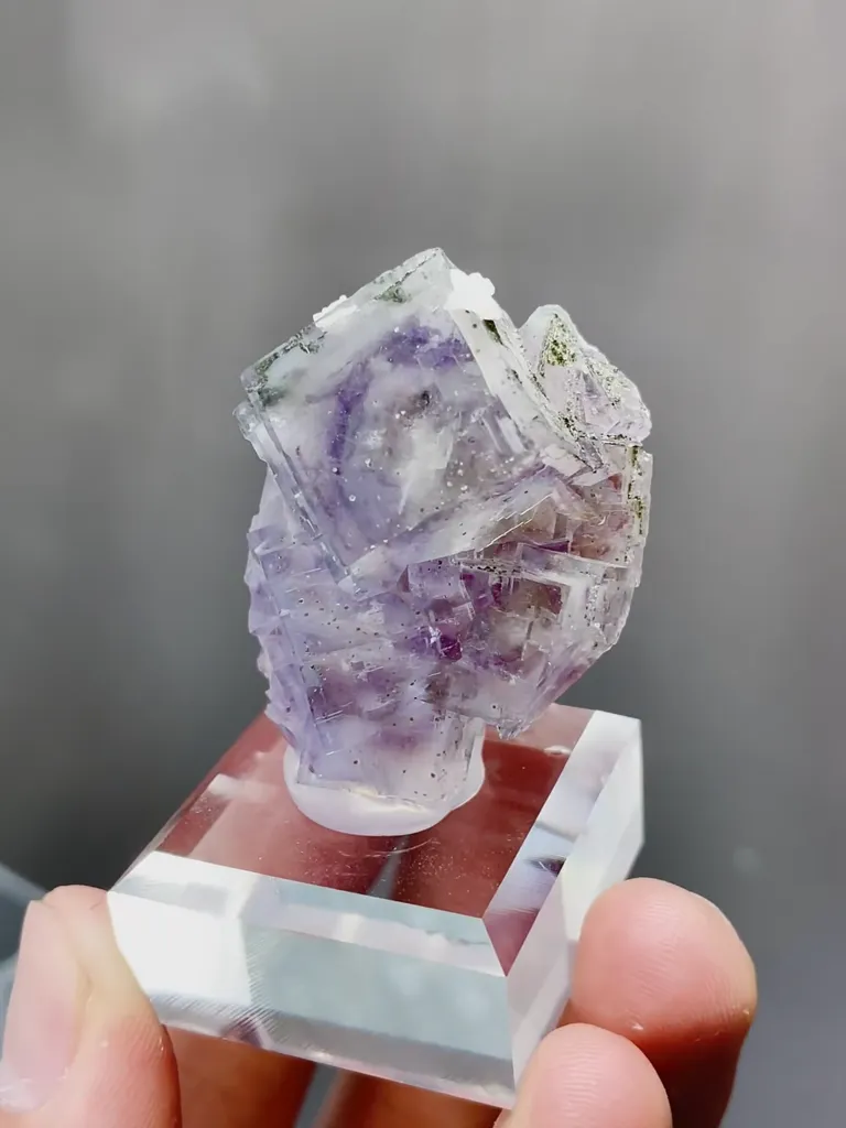 Natural Cubic Fluorite comes from Yaogangxian,Hunan 30*30*38 - image 2