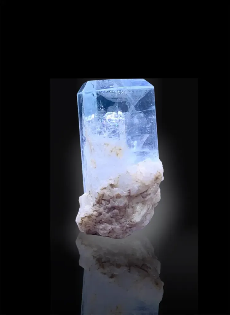 Natural Diamond Cut Terminated Aquamarine Crystal With Feldspar, Aquamarine Specimen, Raw Aquamarine, Minerals Specimen From Shigar - - image 2