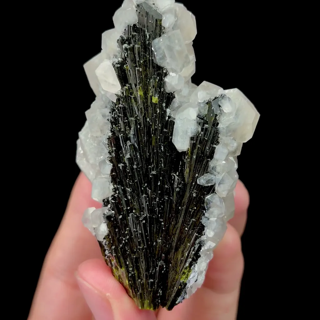 Natural Epidote and Calcite Mineral Specimen,High Quality Specimen,DAYE,HUBEI,CHINA(40*75*35mm) - image 4