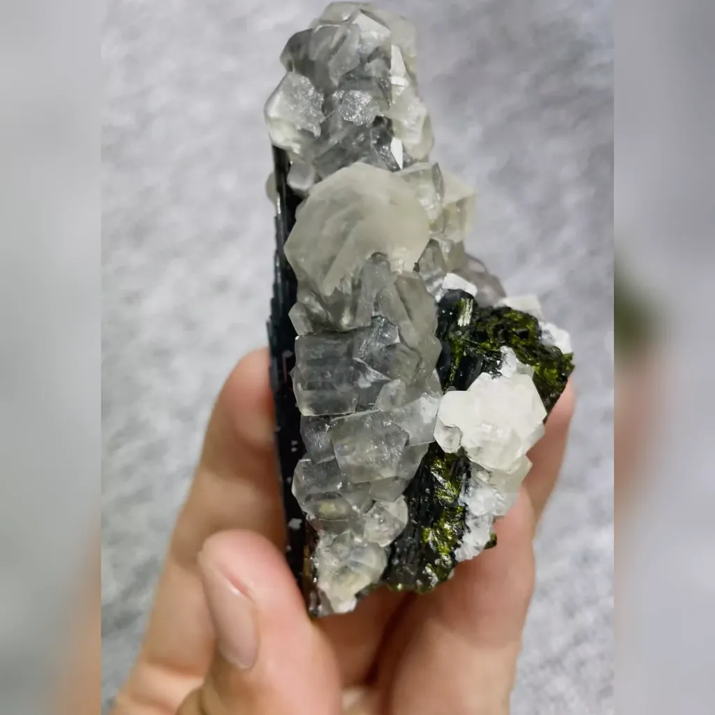 Natural Epidote and Calcite Symbiosis comes from Daye,Hubei 40*75*35MM - image 4